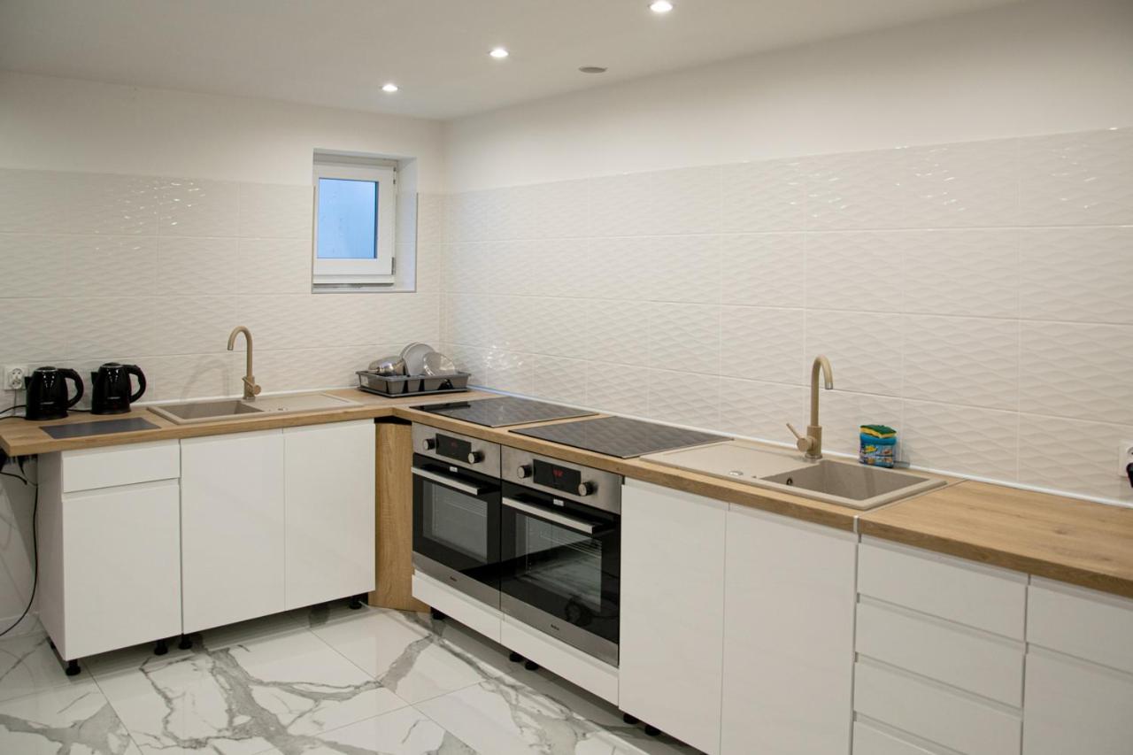 Fargo Apartment อุสตกา ภายนอก รูปภาพ